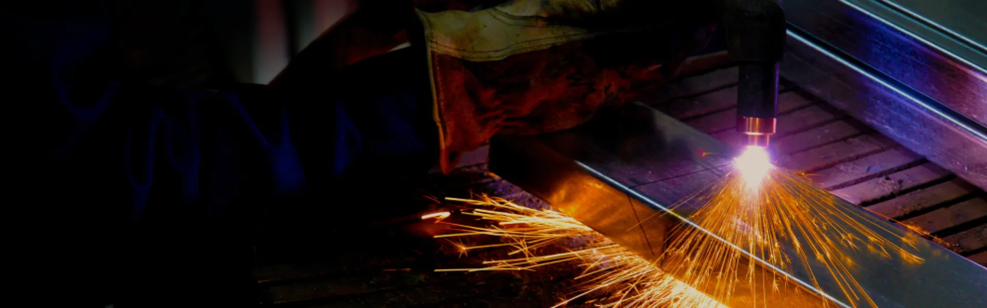 Découpe industrielle : Oxycoupage, Découpe Laser et Découpe Plasma - Air Liquide