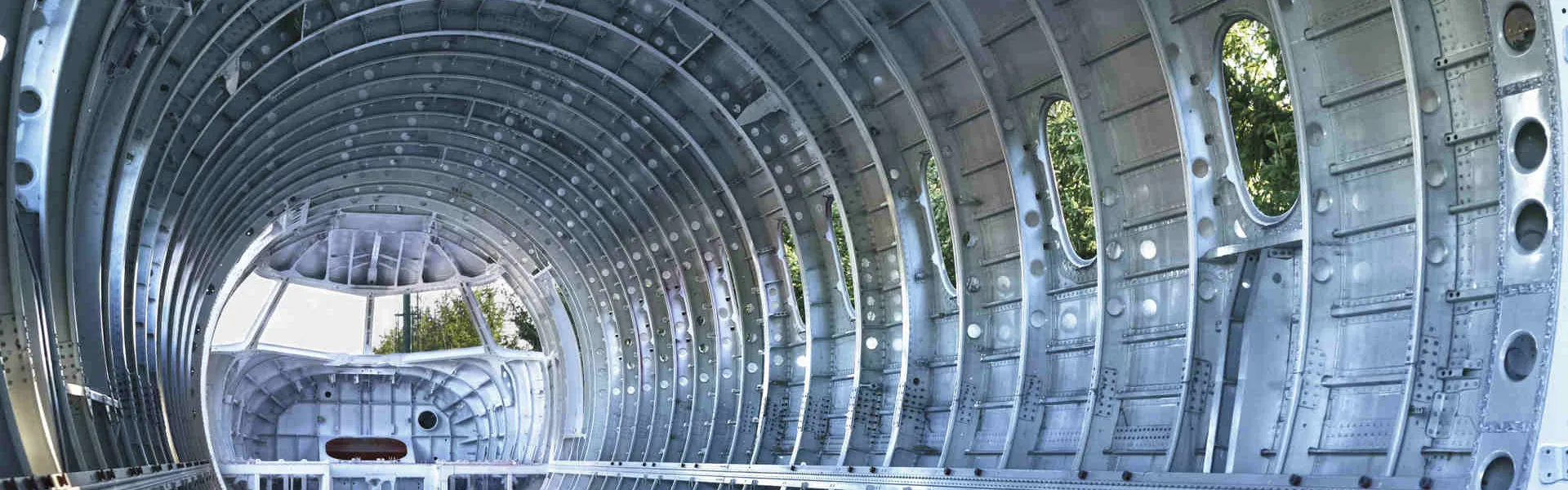 Nettoyage cryogénique des surfaces par projection de CO₂