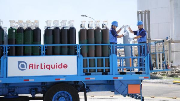 Livraisons de bouteilles de gaz industriel - Air Liquide