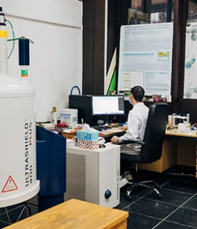 Spectroscopie par résonance magnétique nucléaire (RMN)